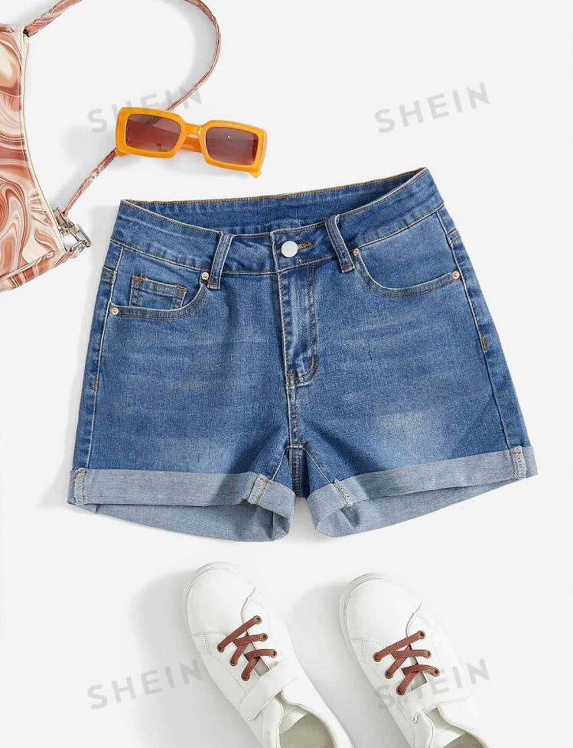 SHEIN Essnce Shorts en mezclilla bajo de doblez