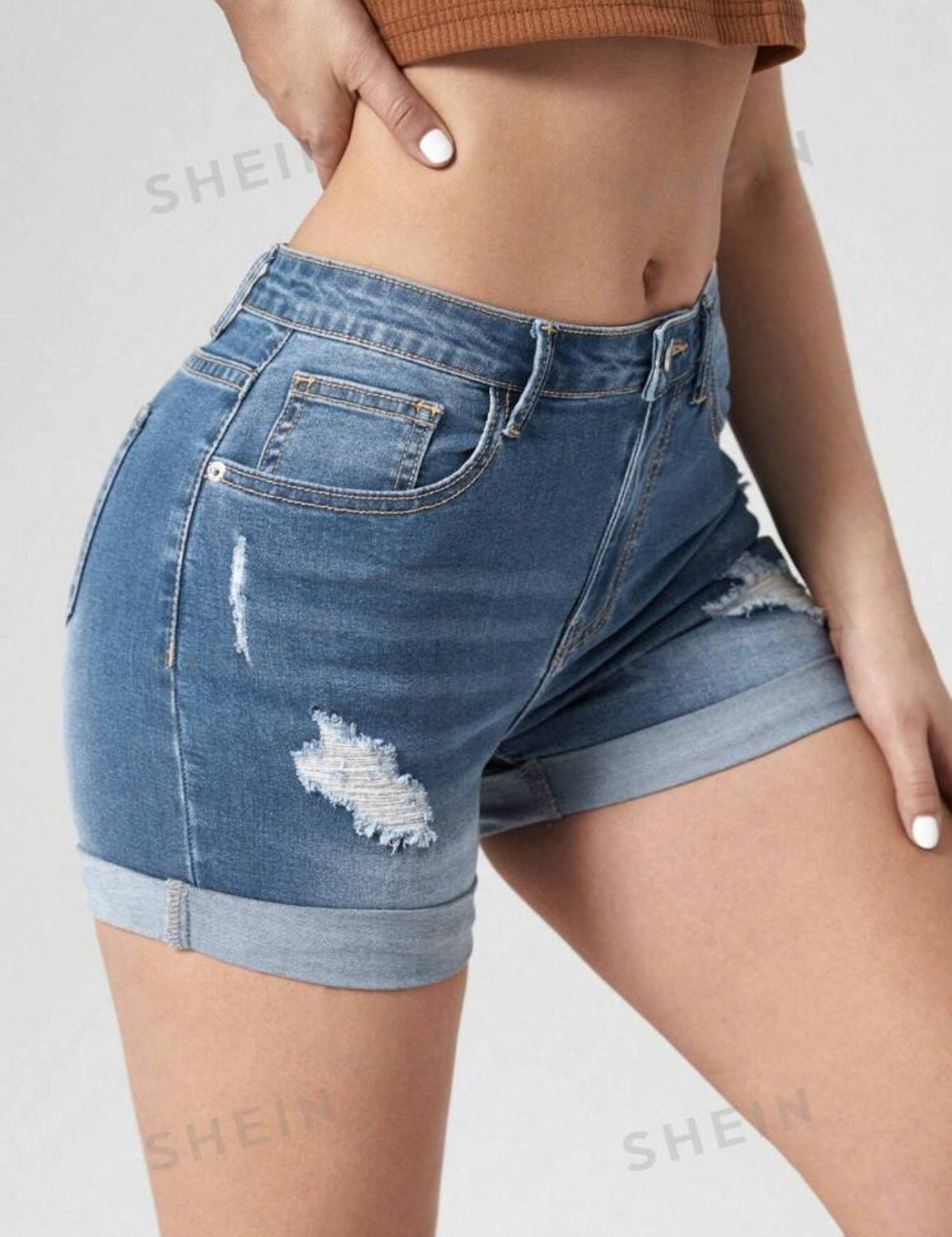 SHEIN Essnce Shorts de mezclilla rasgados simples y casuales para mujeres, shorts vaqueros de verano