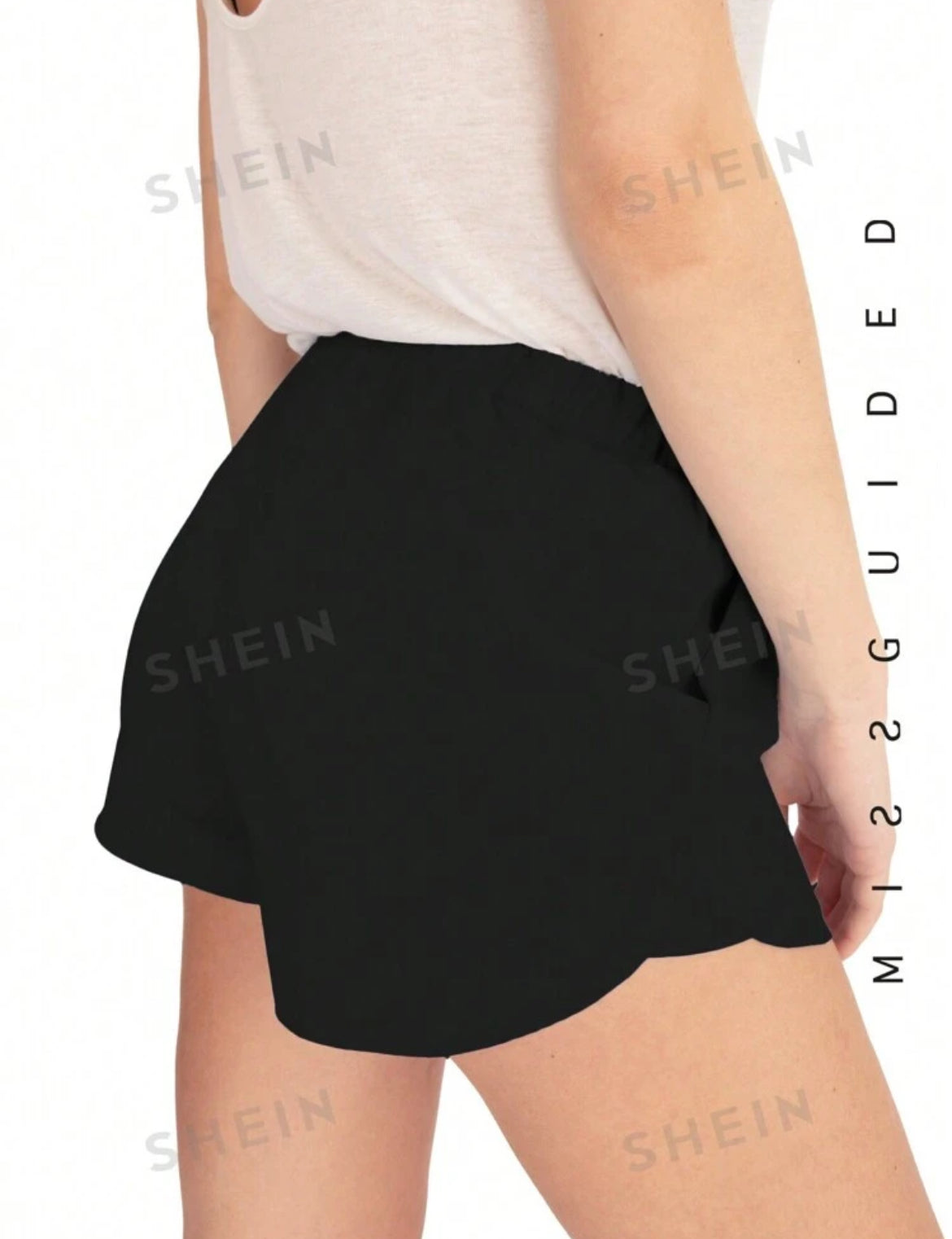 MISSGUIDED Pantalón Corto De Cintura Elástica