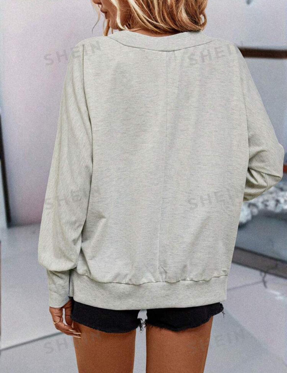 SHEIN LUNE Sudadera de mujer de nuevo estilo de primavera y otoño con cuello en V, mangas de murciélago y estampado floral gris de unicolor