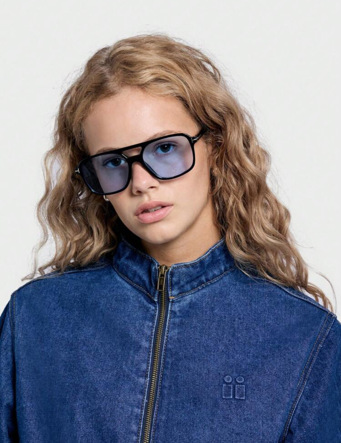 AiiRZ Chaqueta bomber corta de cuello alto de denim