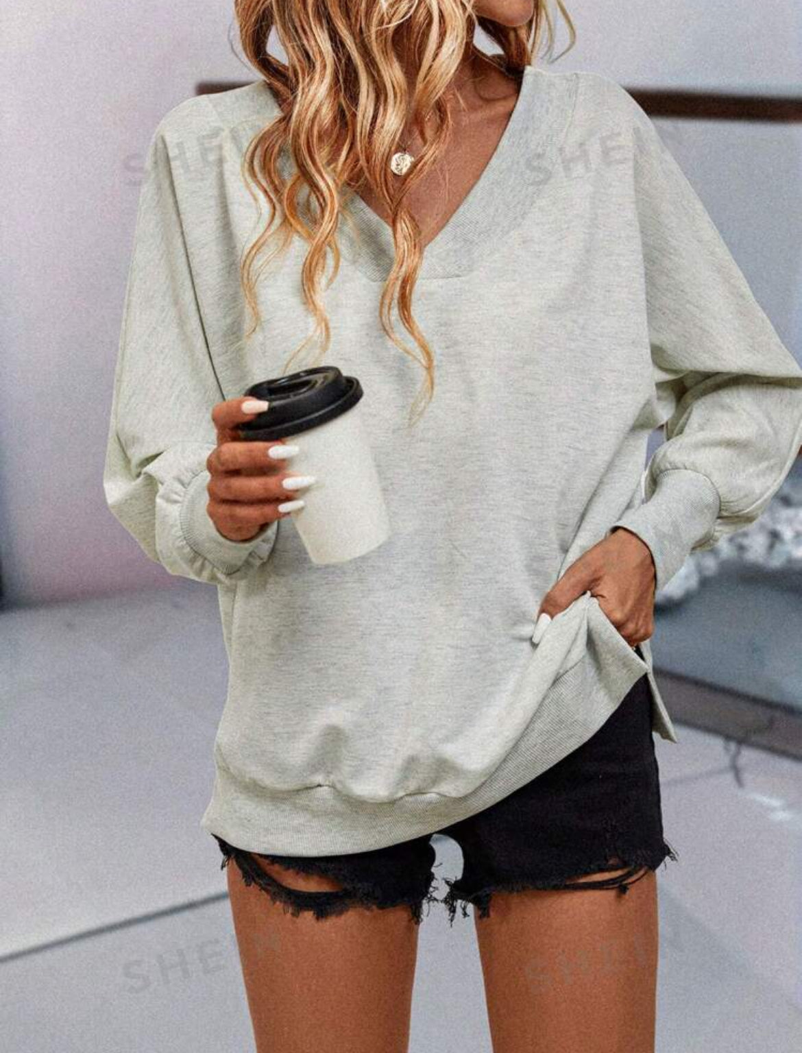 SHEIN LUNE Sudadera de mujer de nuevo estilo de primavera y otoño con cuello en V, mangas de murciélago y estampado floral gris de unicolor